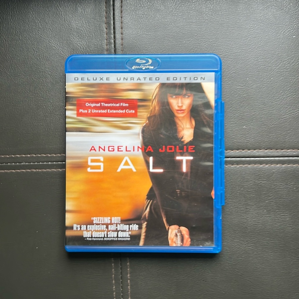 Salt Movie Angelina Jolie Unrated Edition Action Blu-Ray